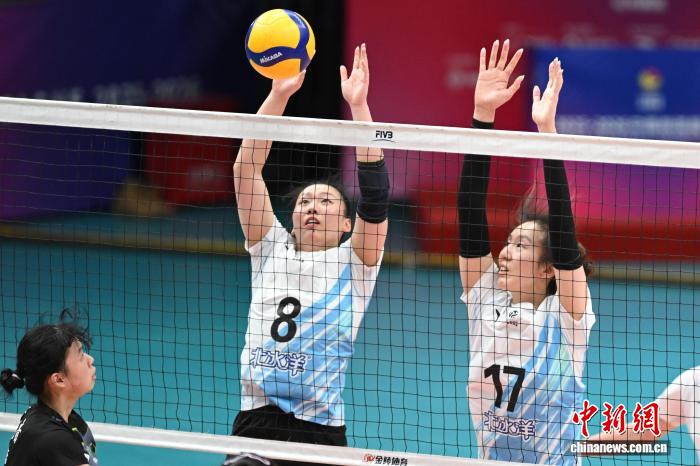 北京女排3-0横扫福建，7胜4负升至第四位，金佳宝