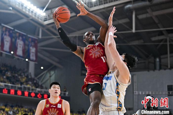 CBA半决赛山西主场告负 北