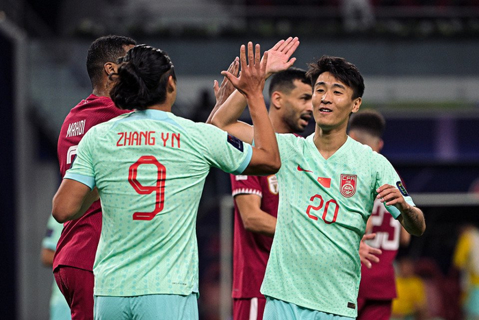 中国男足公布FIFA系列赛队长名单 新老交替阵容亮